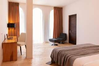 Отель Hotel Posta Местиа Стандартный двухместный номер с 1 кроватью или 2 отдельными кроватями-5